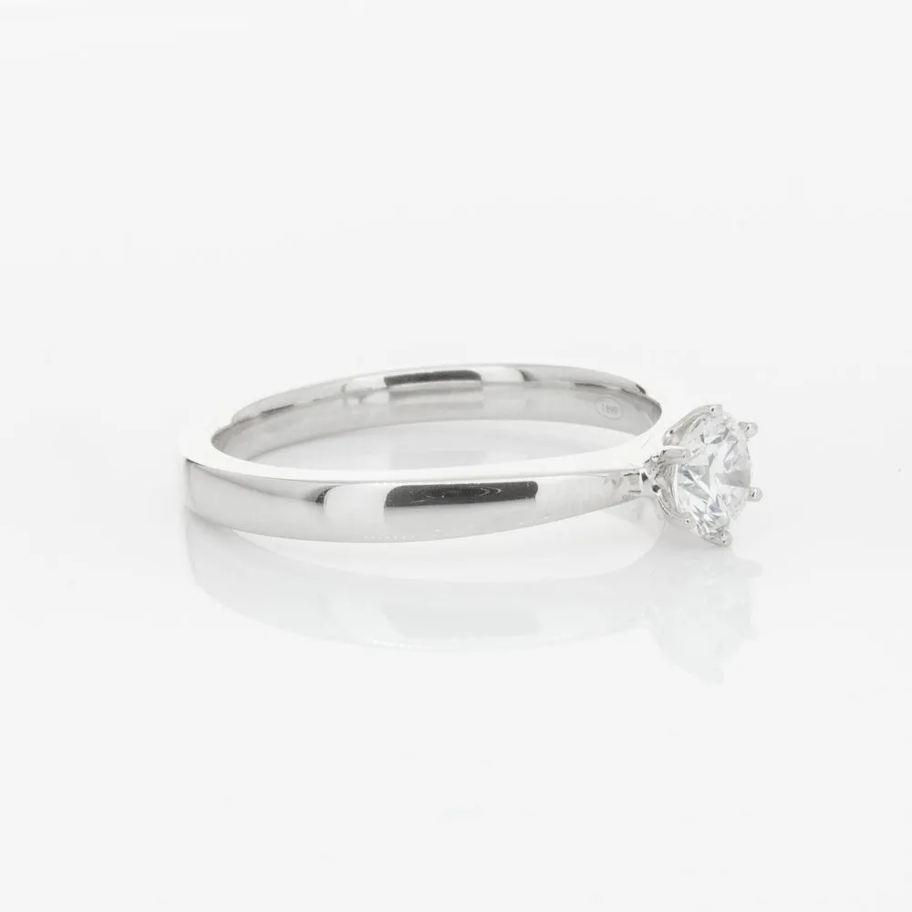 18ct White Gold .33ct Diamond Nova Ring