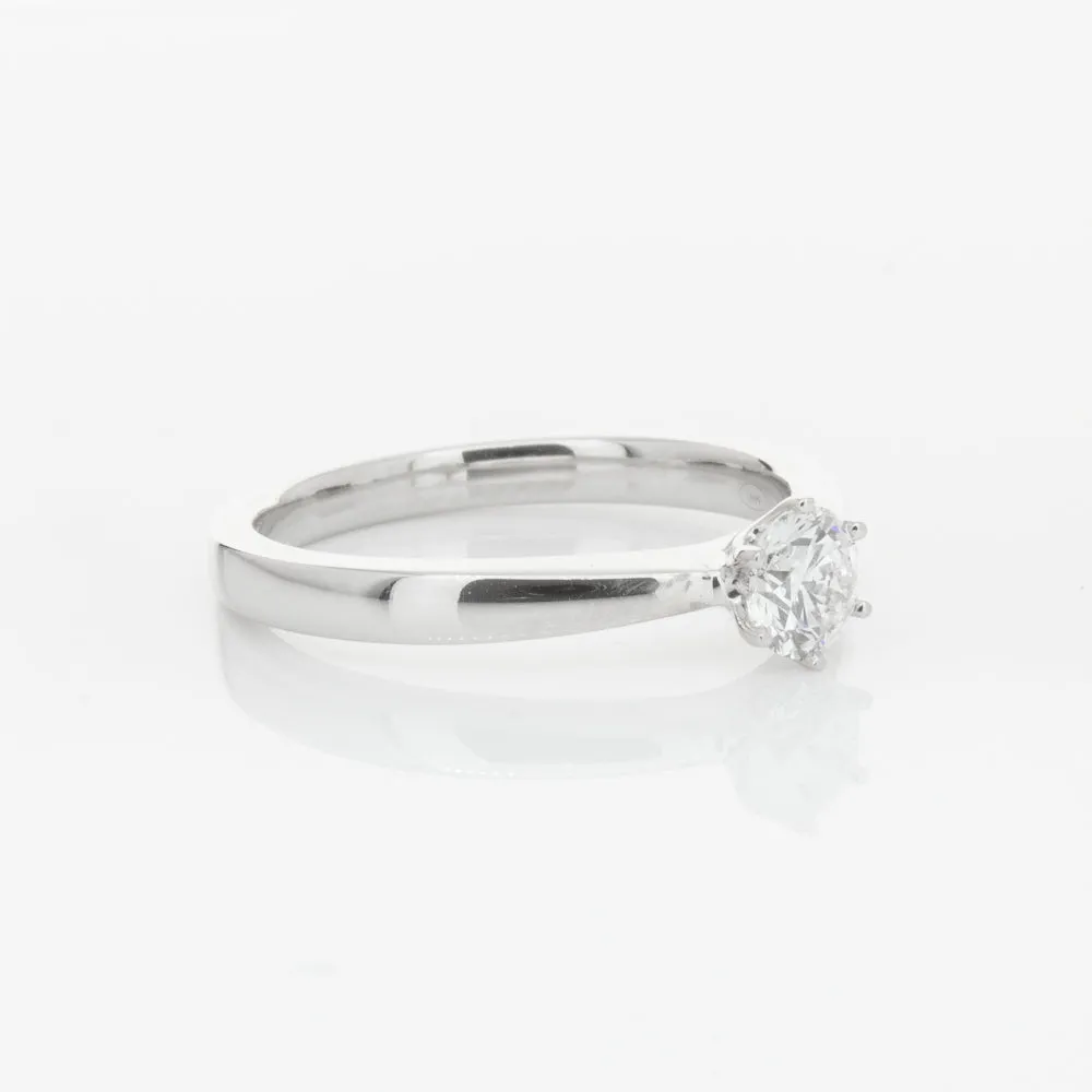 18ct White Gold .33ct Diamond Nova Ring