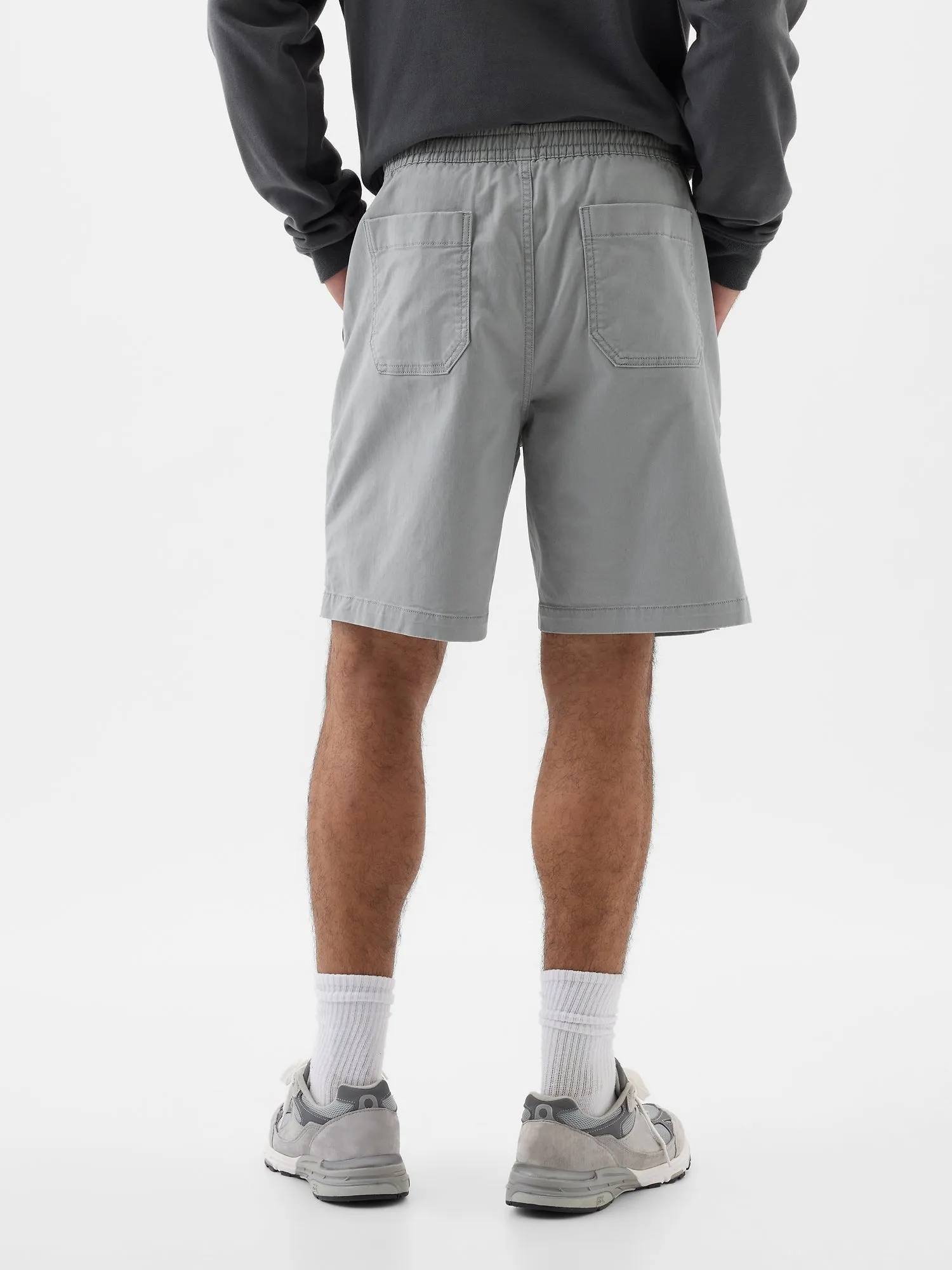 8" Essential Easy Shorts with Washwell