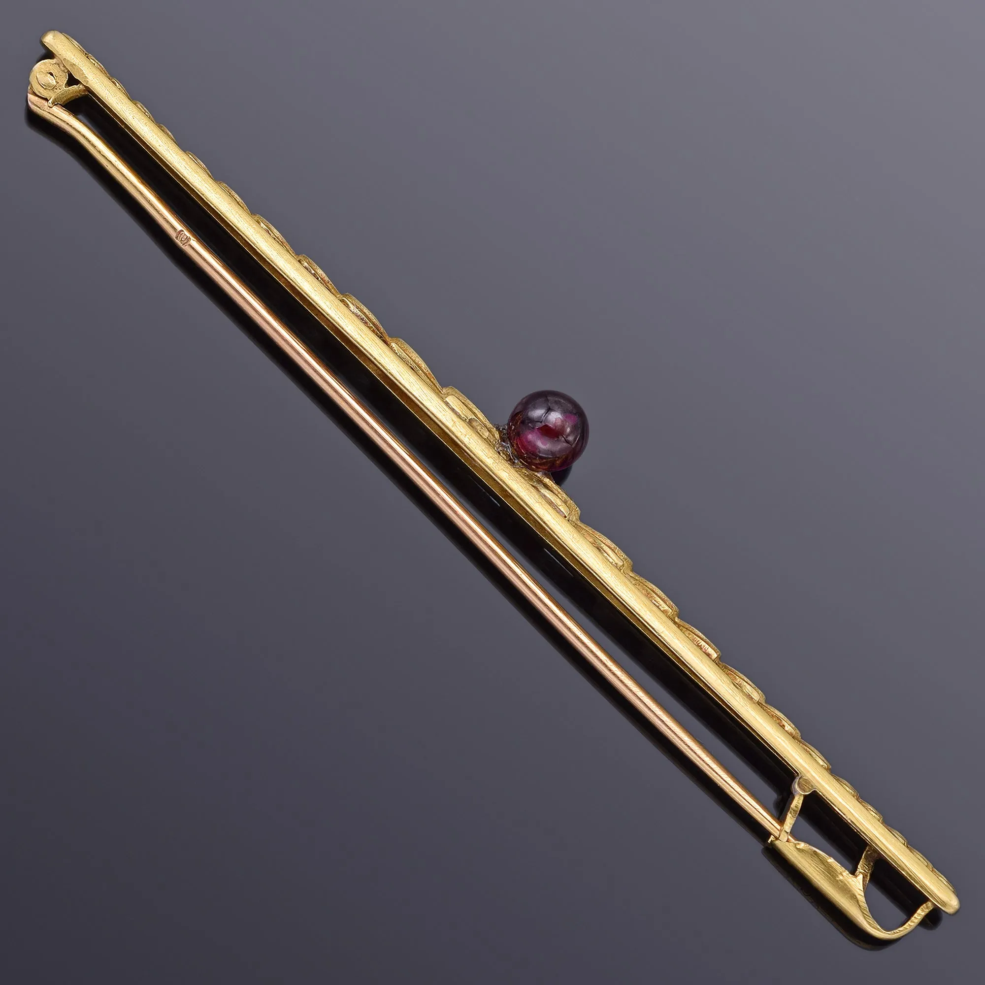 Antique 18K Yellow Gold Garnet Art Deco Bar Brooch Pin 74.5 x 5.0 mm