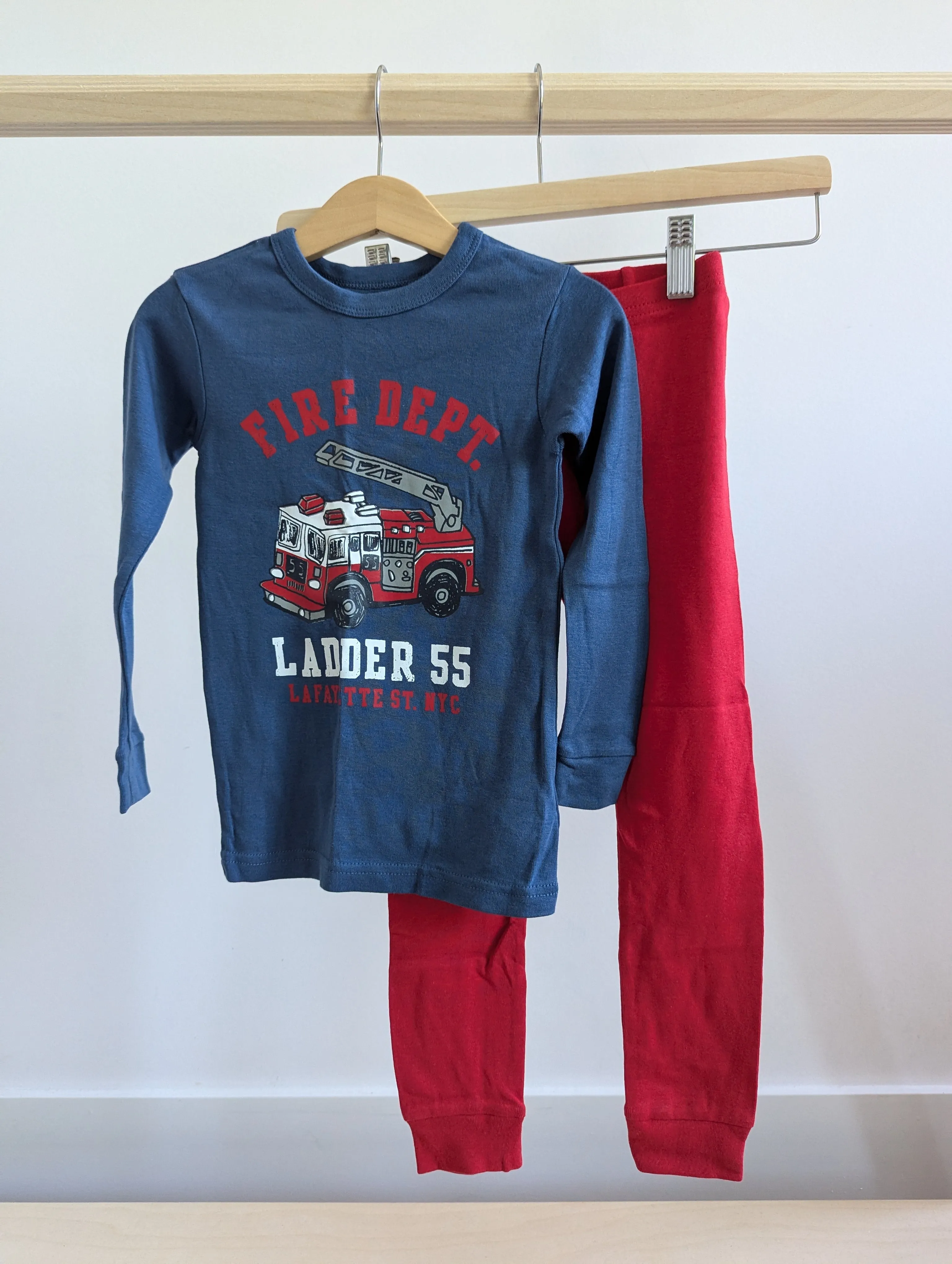 Baby Gap Long Sleeve PJ Set (4T)