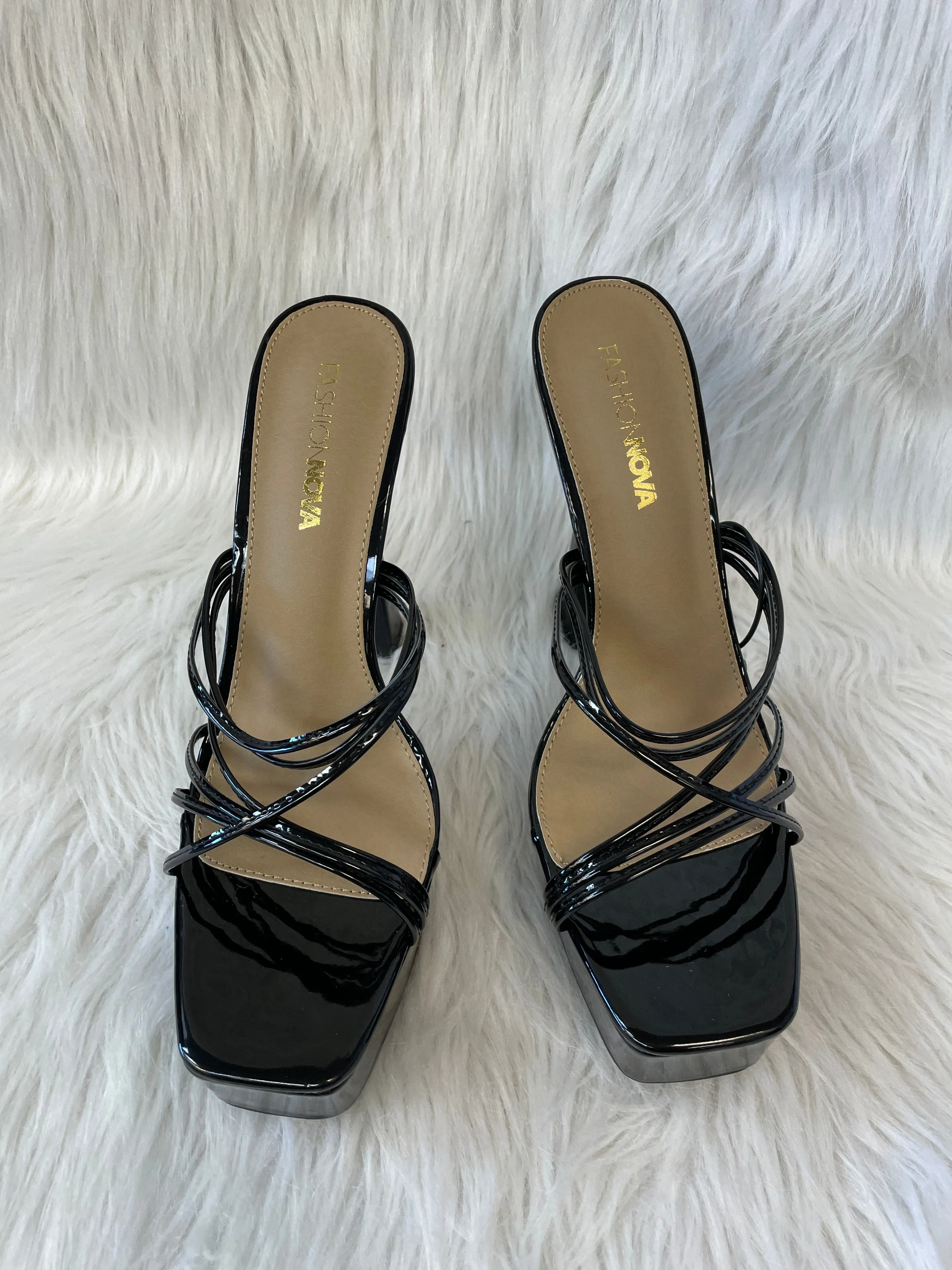 Black Sandals Heels Block Fashion Nova, Size 10