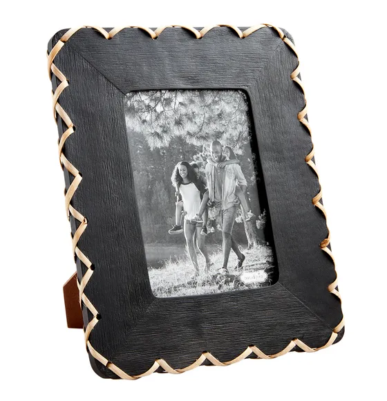 Black Wood Woven Edge Frame