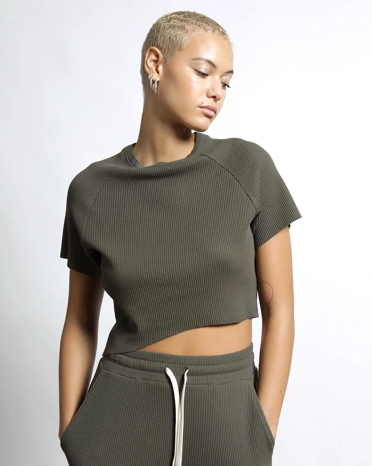 Everest Thermal Raglan Crop Top (FINAL SALE)