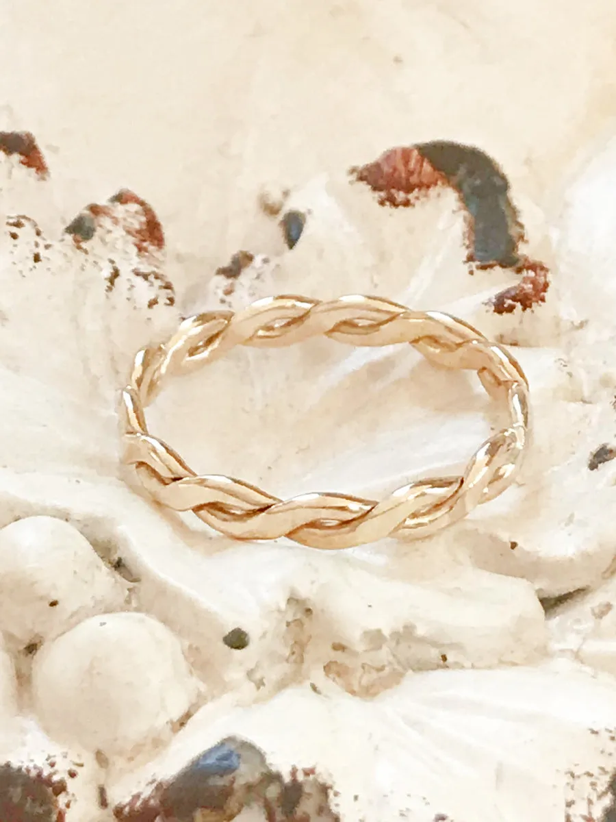 Twisted Gold Filled Band