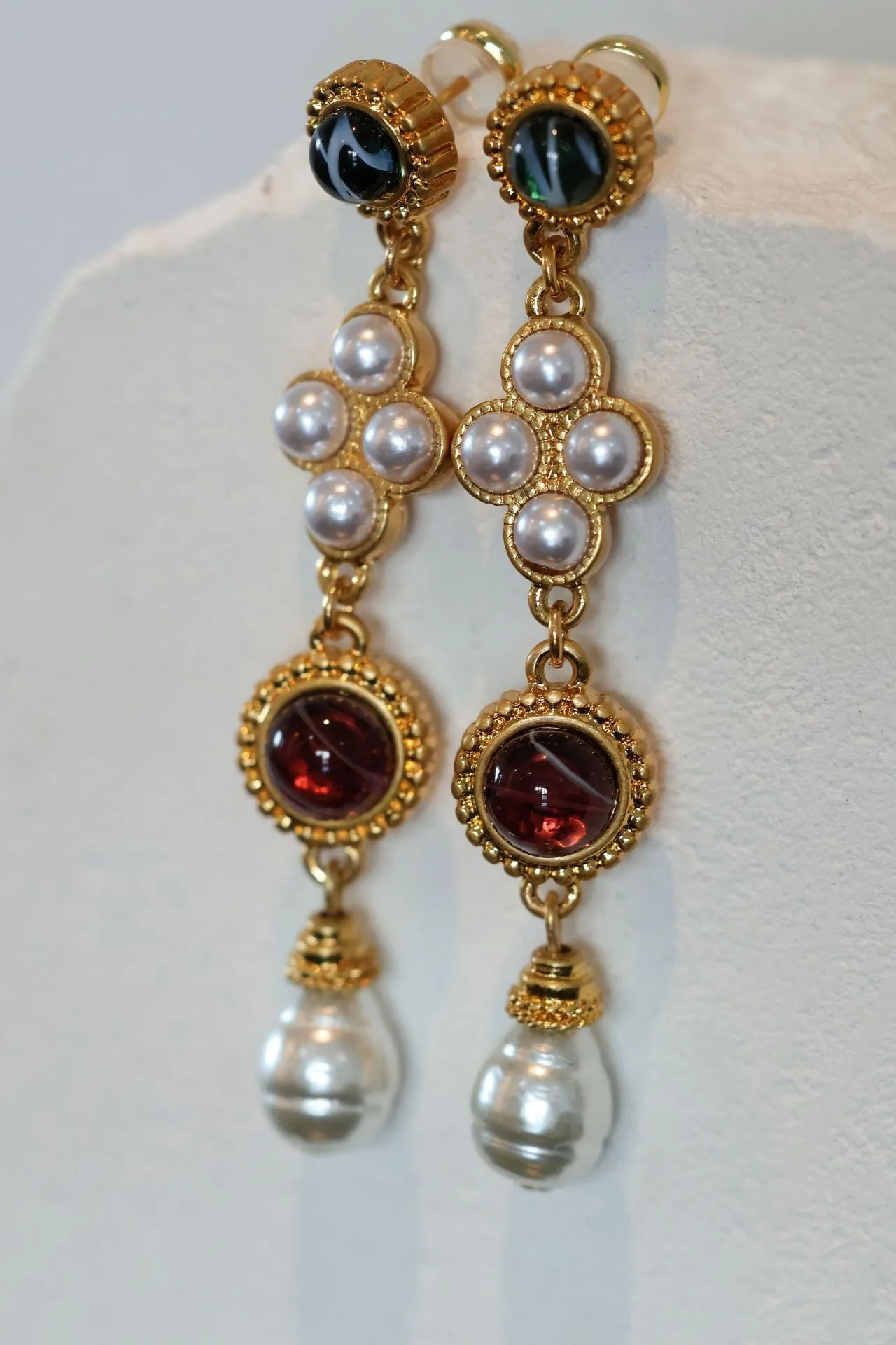 Vintage Gems Earrings& Necklace