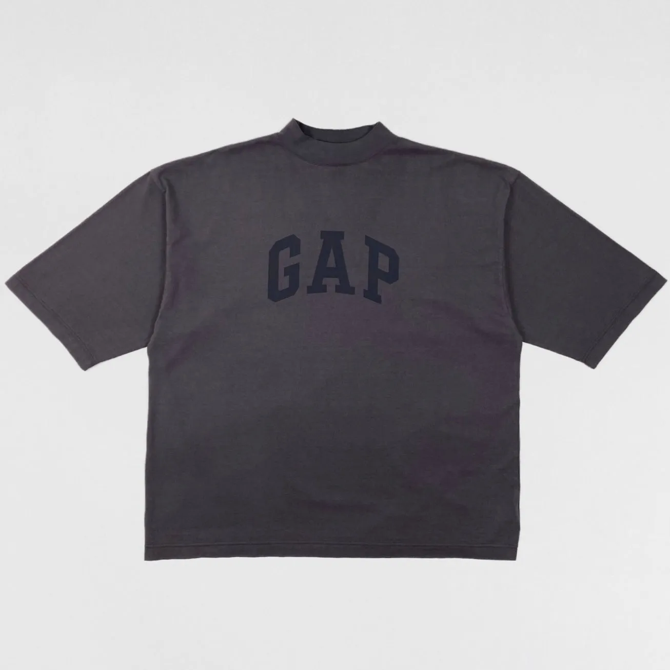 YGEBB 2022 Quarter Sleeve Dove Tee In Dark Grey